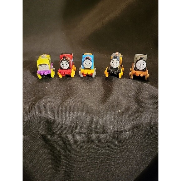 Thomas The Tank Engine Train  Friends Minis Micro Mini Trains Lot of 5 - Picture 5 of 14